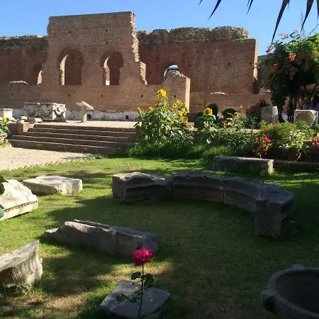 Villa Multi-level Town House In Patra's Historic Center *